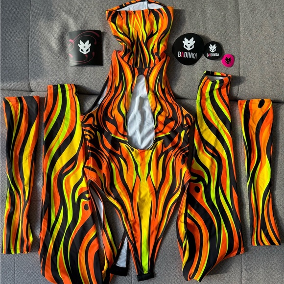 Magmatic Cut-Out Catsuit - Picture 9 of 9